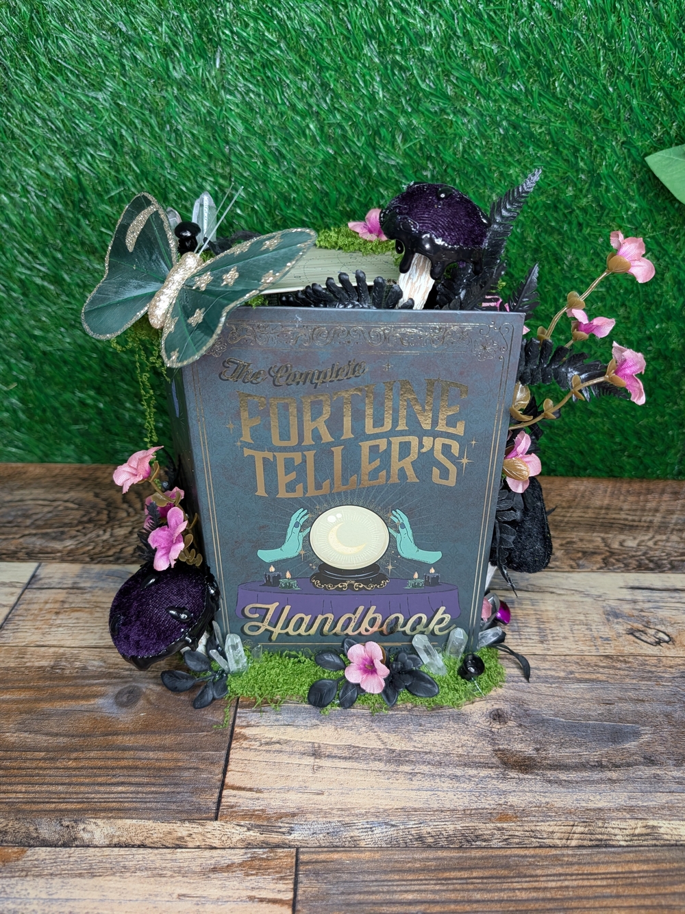 Fortune Teller's Handbook